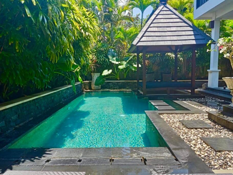 Teratai Seminyak (Bali)